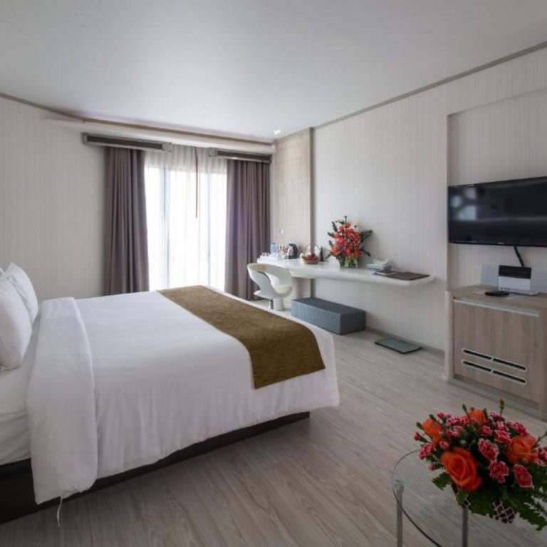 Pattaya Beach Hotel