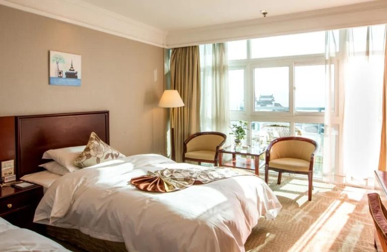 Comfortable Hotel Room