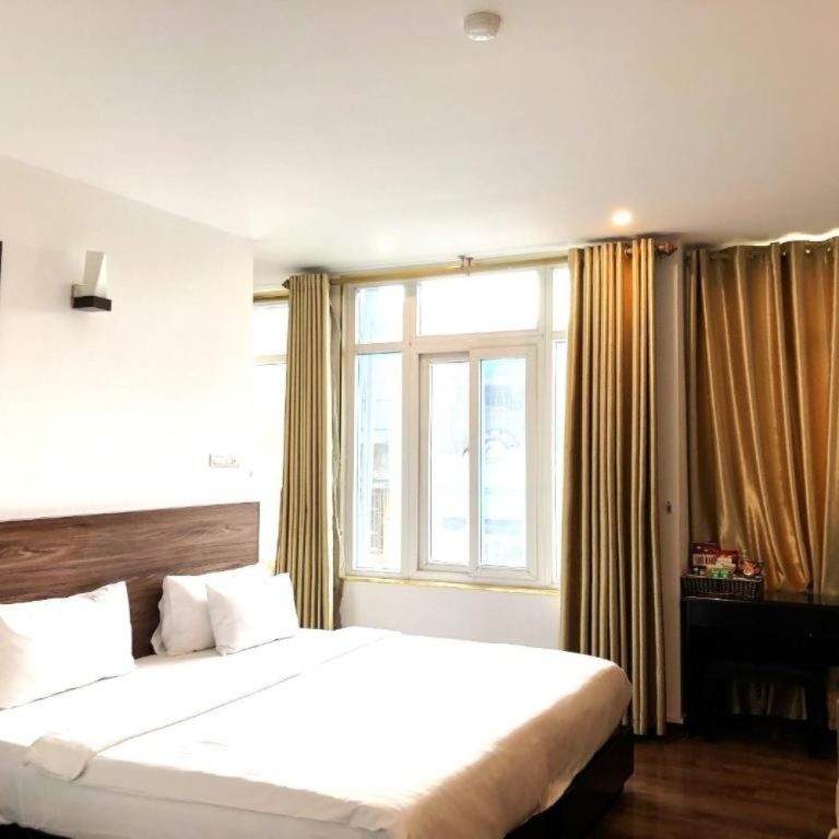 Comfortable Hotel Room