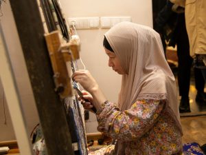 How carpets are woven in Bukhara